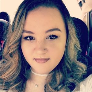 Meet your posher, Tonya!